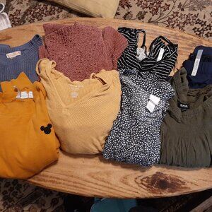 Size M clothes bundle